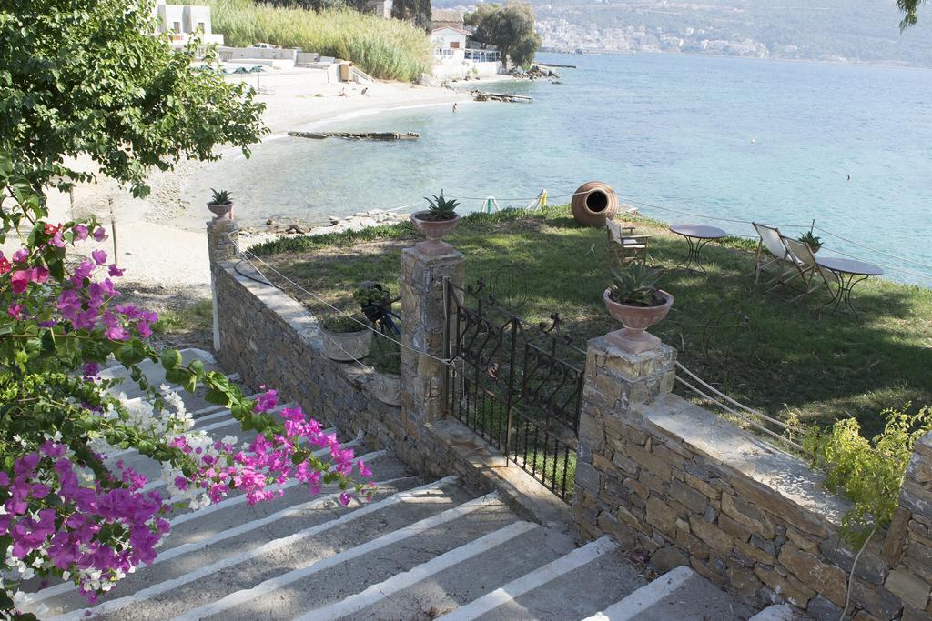 Roditses Beach Sea Front Apartments Samos Town Luaran gambar