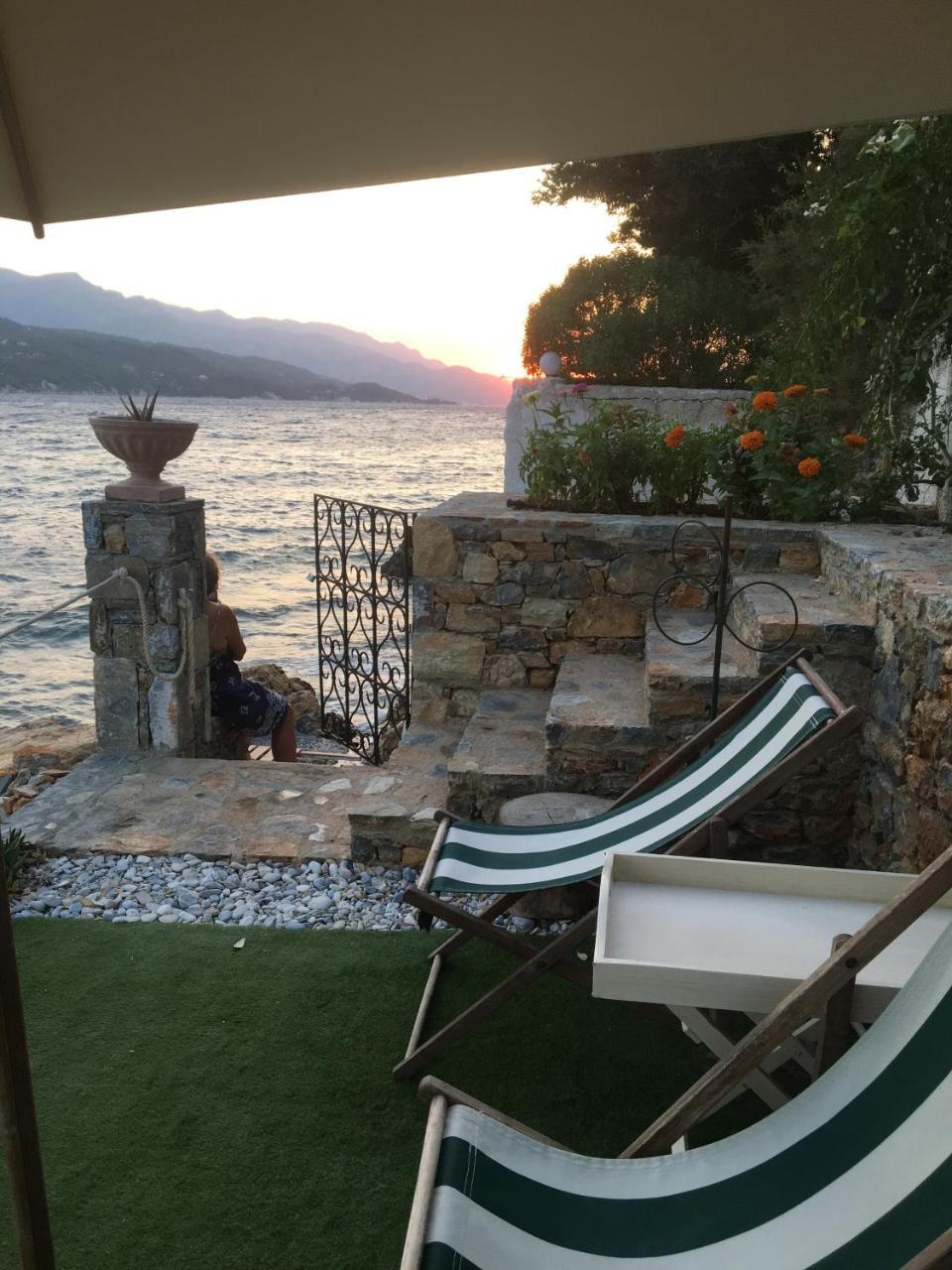 Roditses Beach Sea Front Apartments Samos Town Luaran gambar