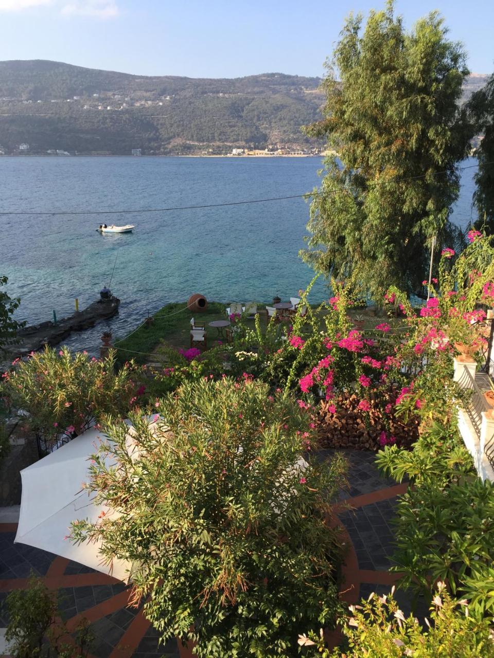 Roditses Beach Sea Front Apartments Samos Town Luaran gambar