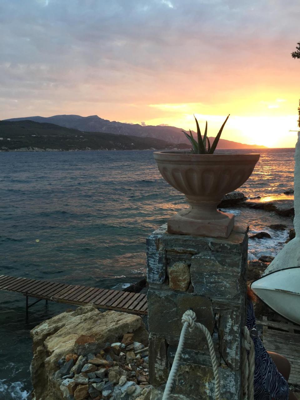 Roditses Beach Sea Front Apartments Samos Town Luaran gambar